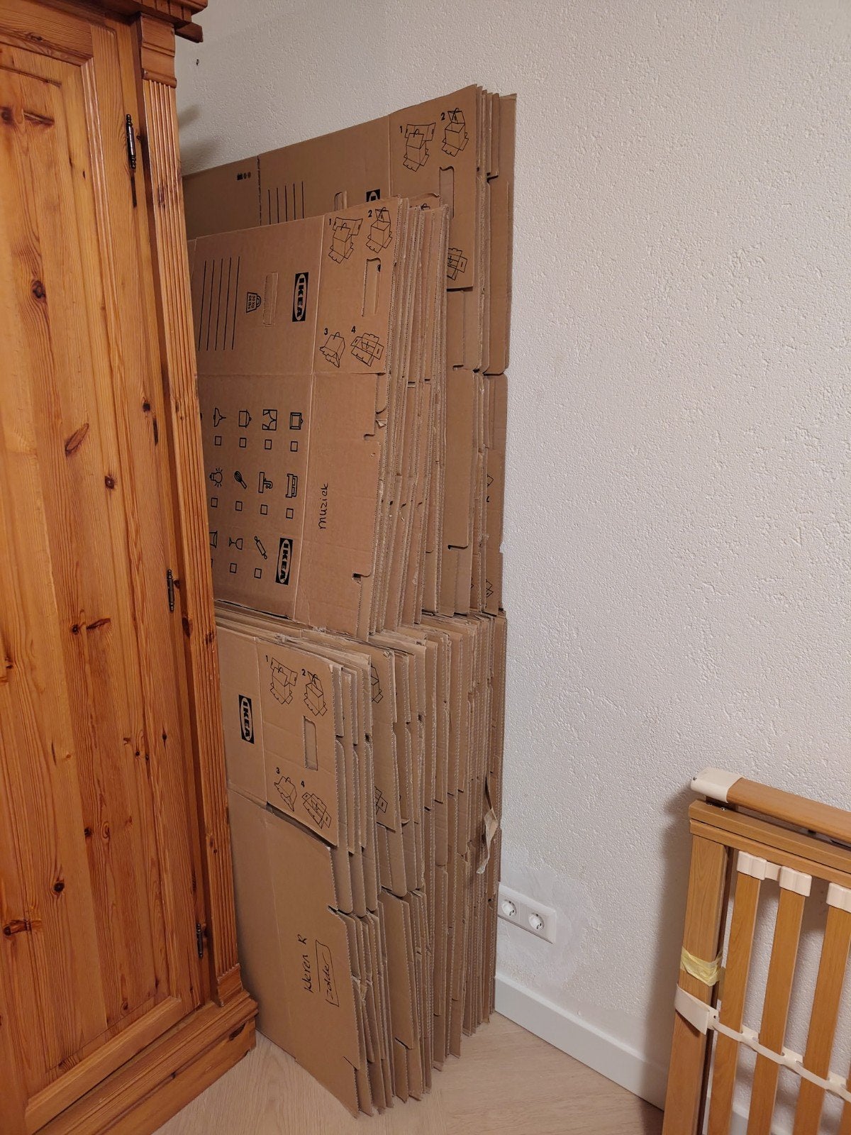 Verhuisdozen ikea, Ophalen, Doos, 50 tot 75 cm, Zo goed als nieuw
