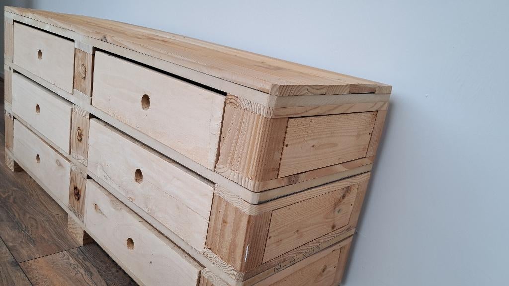 ladekast van pallets gemaakt, Ophalen, 100 tot 150 cm, Zo goed als nieuw, Met lade(s)