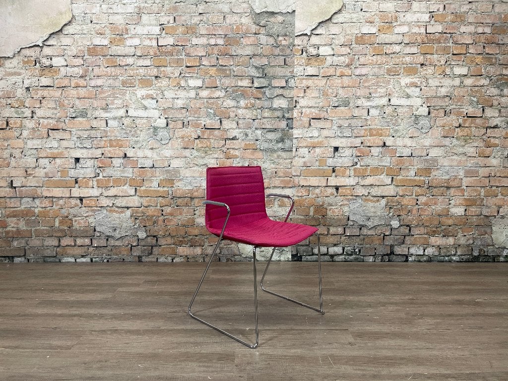 Arper Catifa 46 roze met armleuning bij TheReSales, Ophalen, Overige kleuren, Design, Zo goed als nieuw