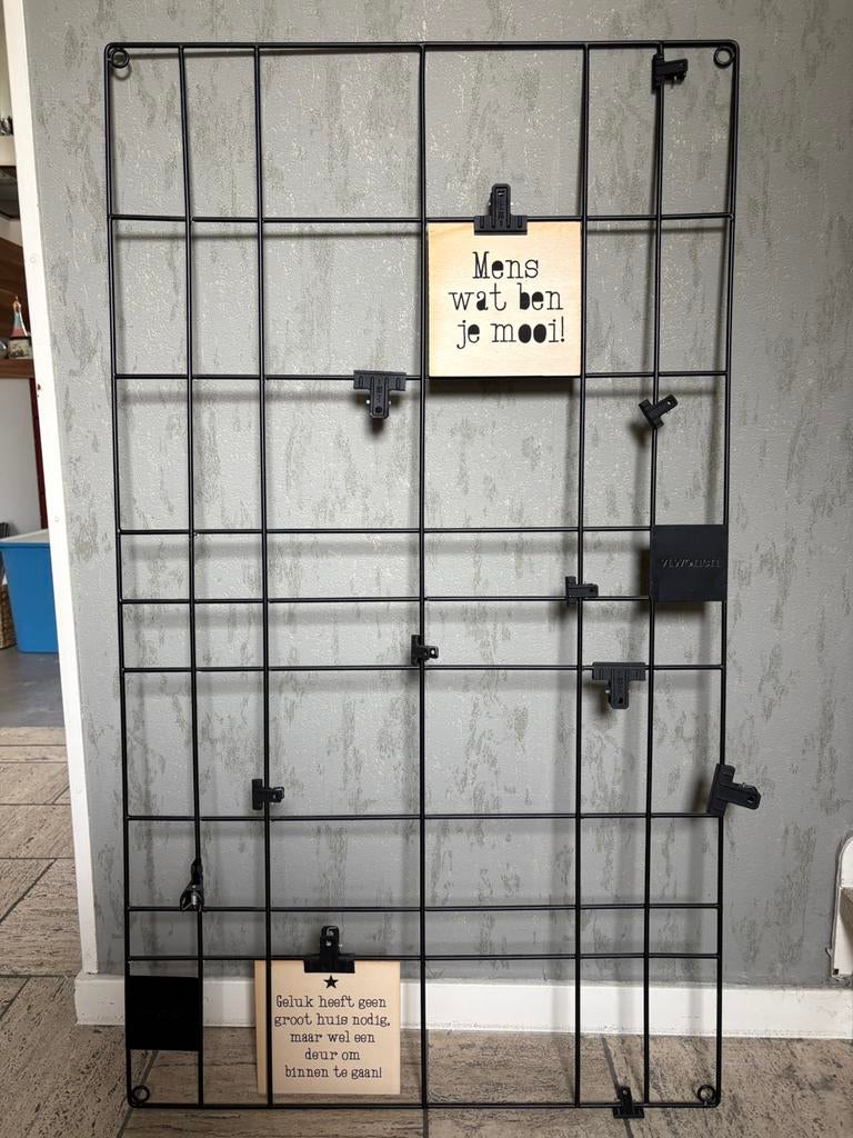 Wandrek ‘vtwonen’ met twee houten kaarten, Ophalen, Gebruikt, Overige typen