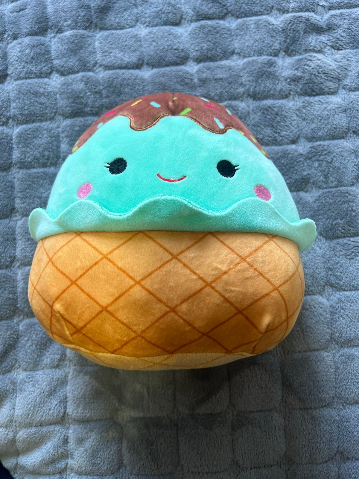 ZGAN, originele Squishmallow Maya the Ice Cream knuffel, Overige karakters, Overige typen, Ophalen of Verzenden, Zo goed als nieuw