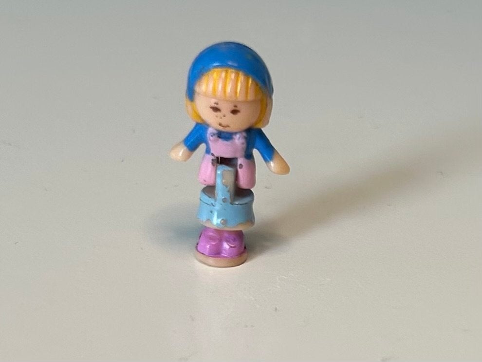 Vintage Polly Pocket Figuurtje Midge Jaren 90, Verzamelen, Poppetjes en Figuurtjes, Ophalen of Verzenden, Gebruikt