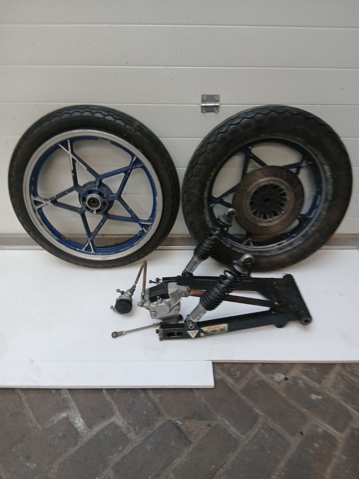 sterwielen., Motoren, Ophalen
