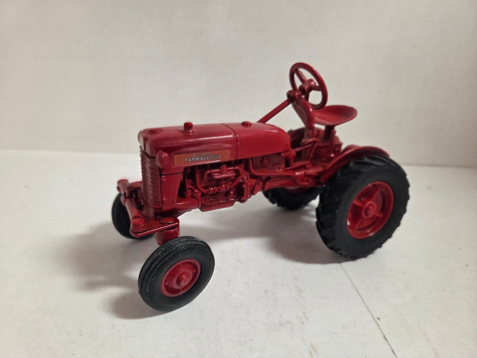Ertl McCormick Farmall 1:16, ., Tractor of Landbouw, Ophalen of Verzenden, Zo goed als nieuw