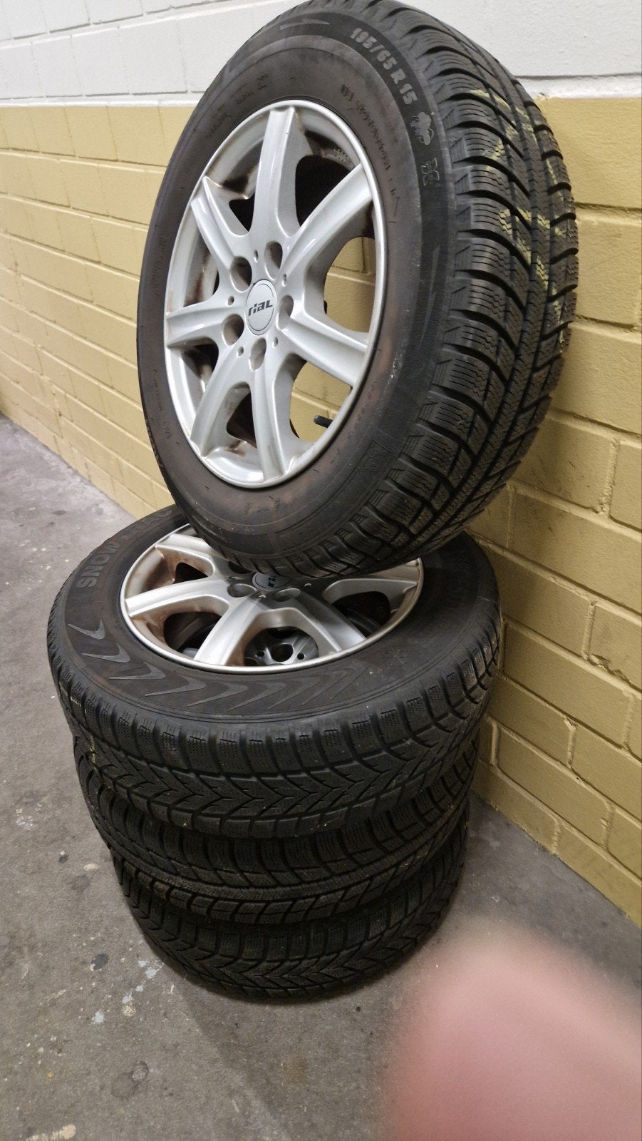 4 Michelin winterbanden 195/65R15, Auto-onderdelen, Ophalen of Verzenden