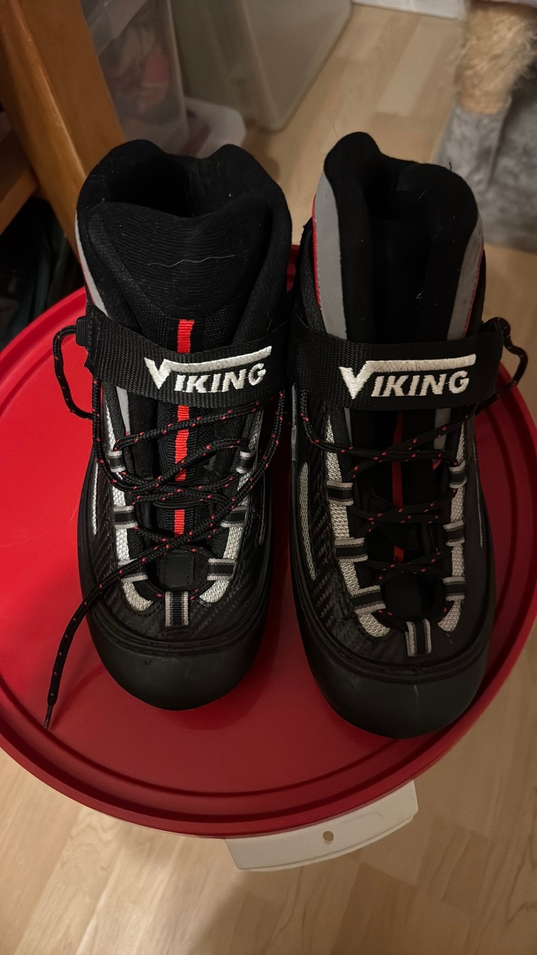 viking schaatsschoenen zonder ijzers mt 41, Ophalen, Viking, Zo goed als nieuw, Noren