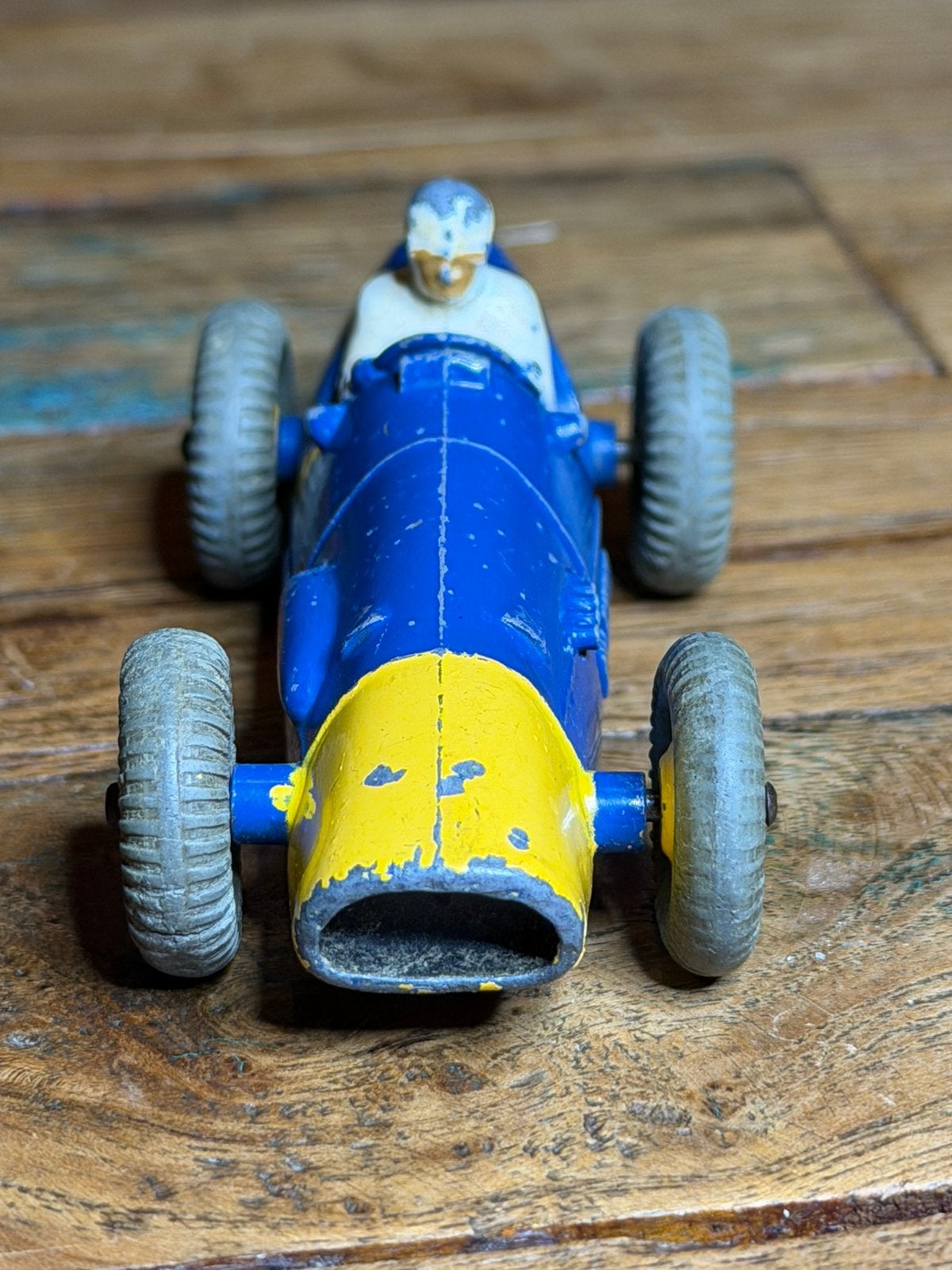 Dinky Toys 234 Ferrari nr. 5 – vroege gele neus, Ophalen, Gebruikt, Auto, Dinky Toys