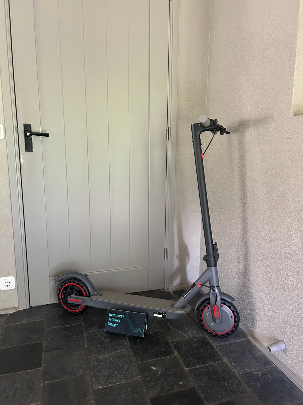 Nieuwe electrische step!, Ophalen of Verzenden, Zo goed als nieuw, Elektrische step (E-scooter)