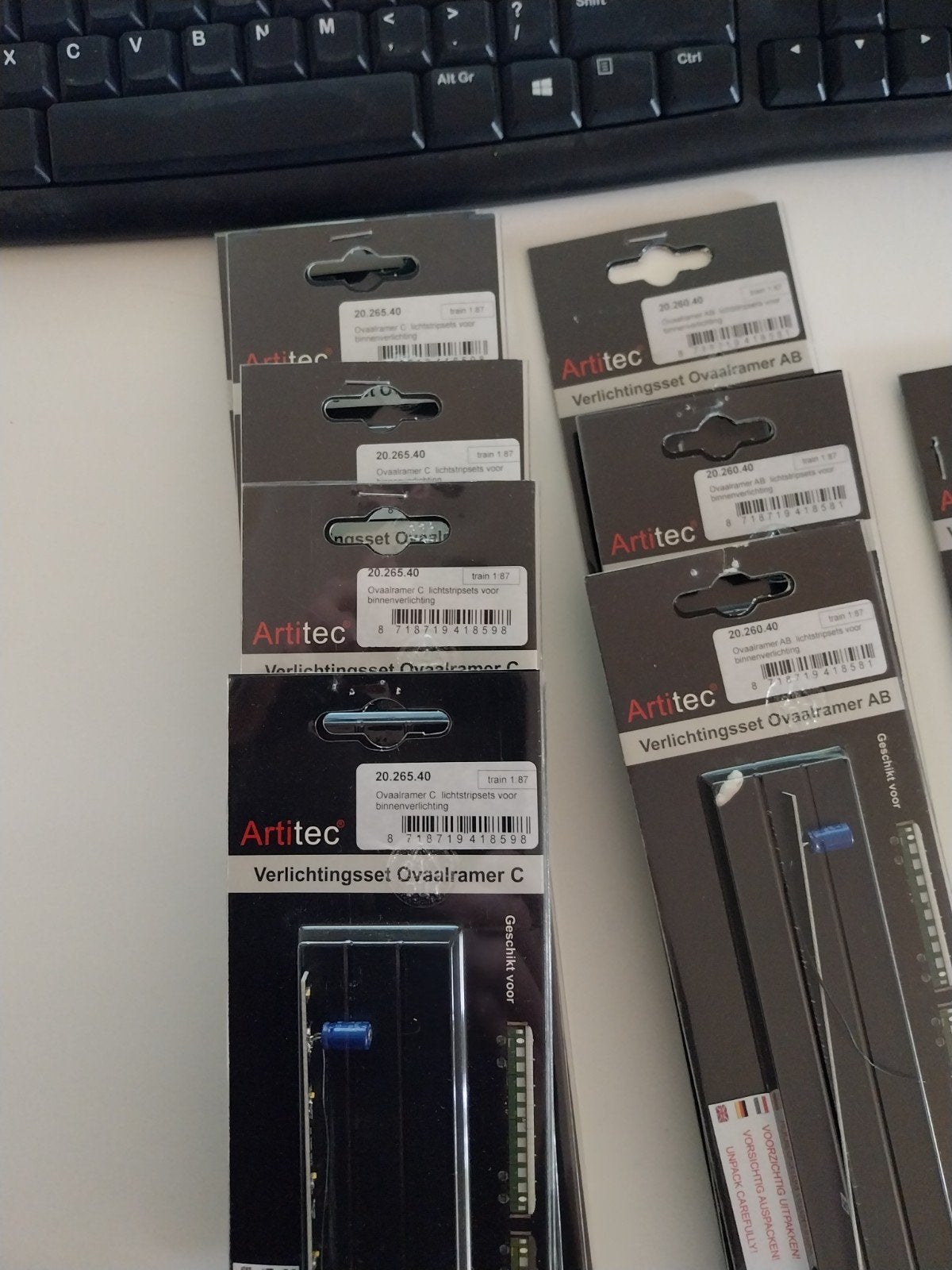 Nieuw Artitec Binnenverlichting - Diverse Sets, Hobby en Vrije tijd, Modeltreinen | H0, Ophalen of Verzenden, Nieuw, Gelijkstroom