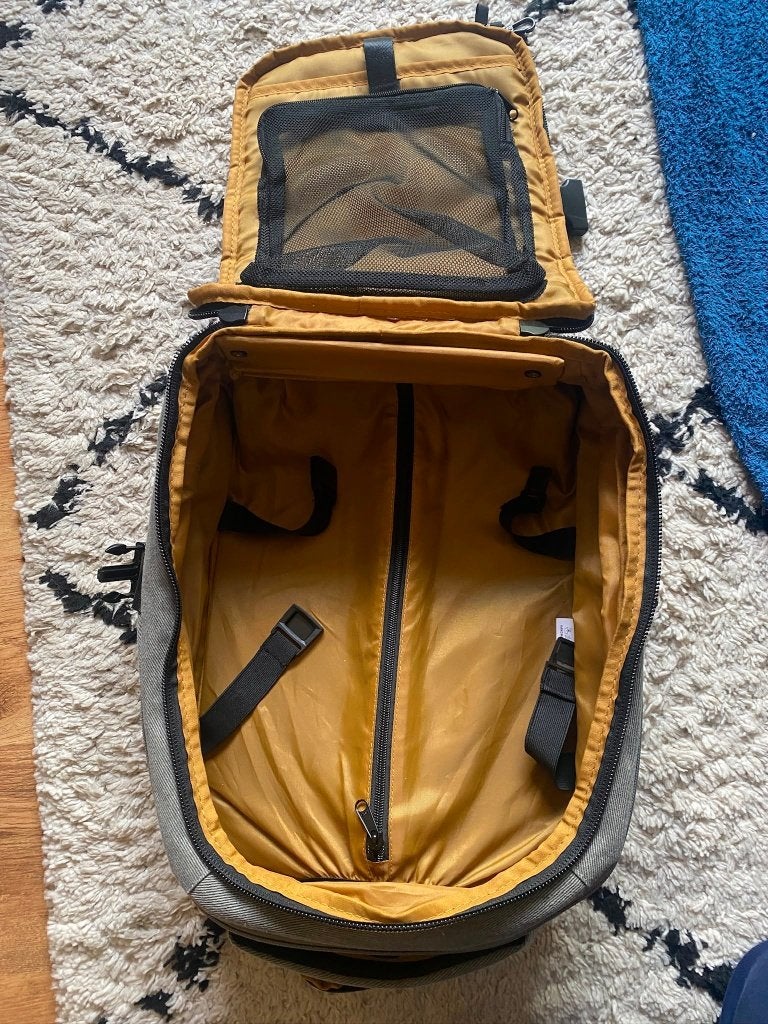 Cabin Max Evos Hybrid Rugzak/Trolley-Ideaal voor Ryanair/KLM, Wieltjes, Gebruikt, 20 tot 30 cm, Minder dan 40 cm