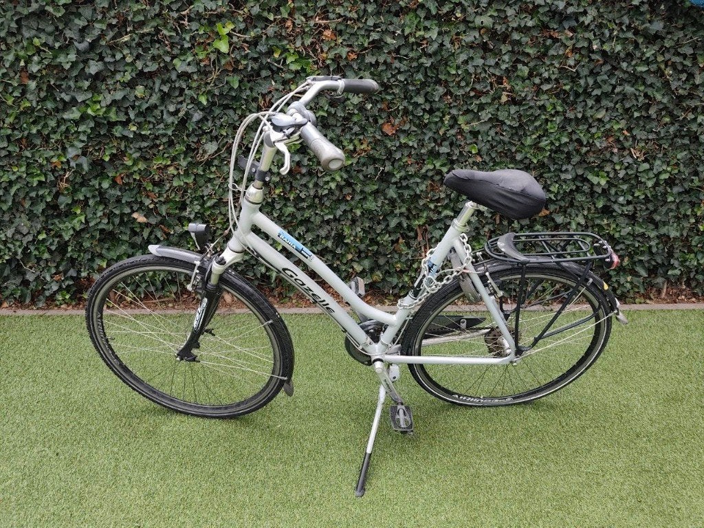 Te koop: Gazelle Bahia alu-lite fiets. Opknapper!, Fietsen en Brommers, Fietsen | Dames | Damesfietsen, Ophalen, Gebruikt, Versnellingen