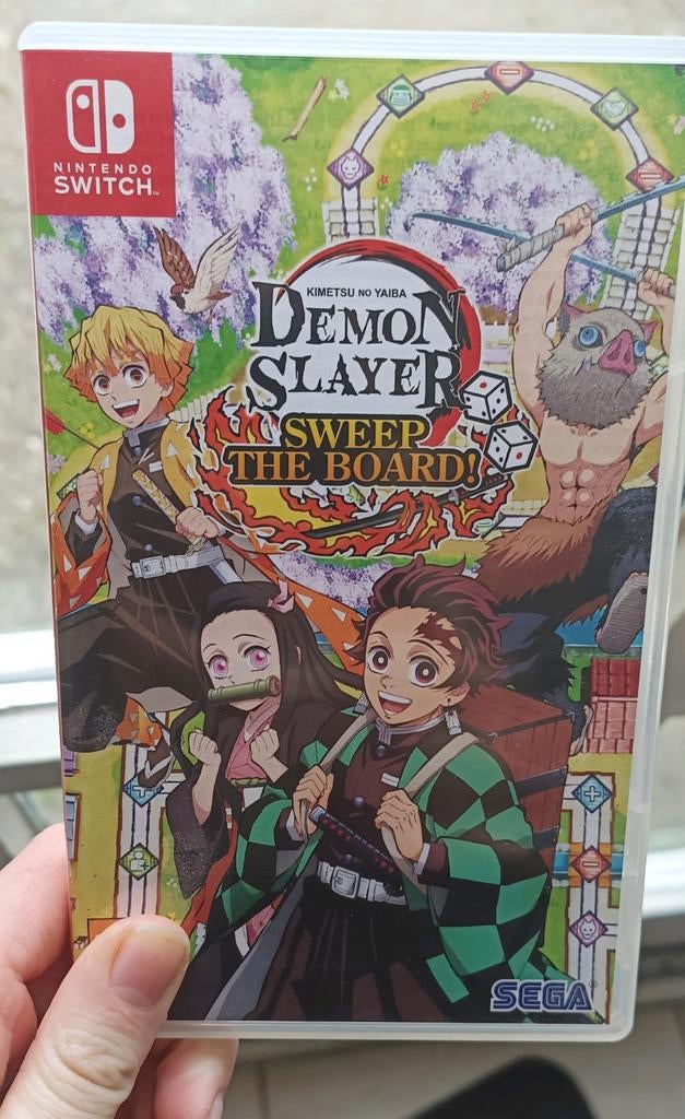 Demon slayer - Sweep the board., Overige genres, Ophalen of Verzenden, Zo goed als nieuw, 3 spelers of meer