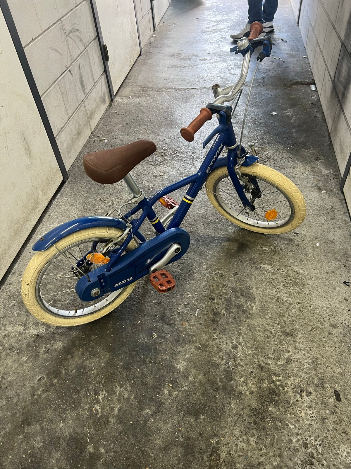 Btwin kinderfiets 16 inch - Blauw, Ophalen, Gebruikt, Velgrem, 16 tot 20 inch