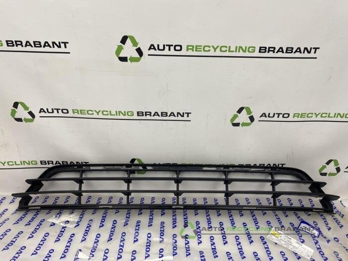 Grille van een Volvo S60, Gebruikt, -, -, Ophalen of Verzenden
