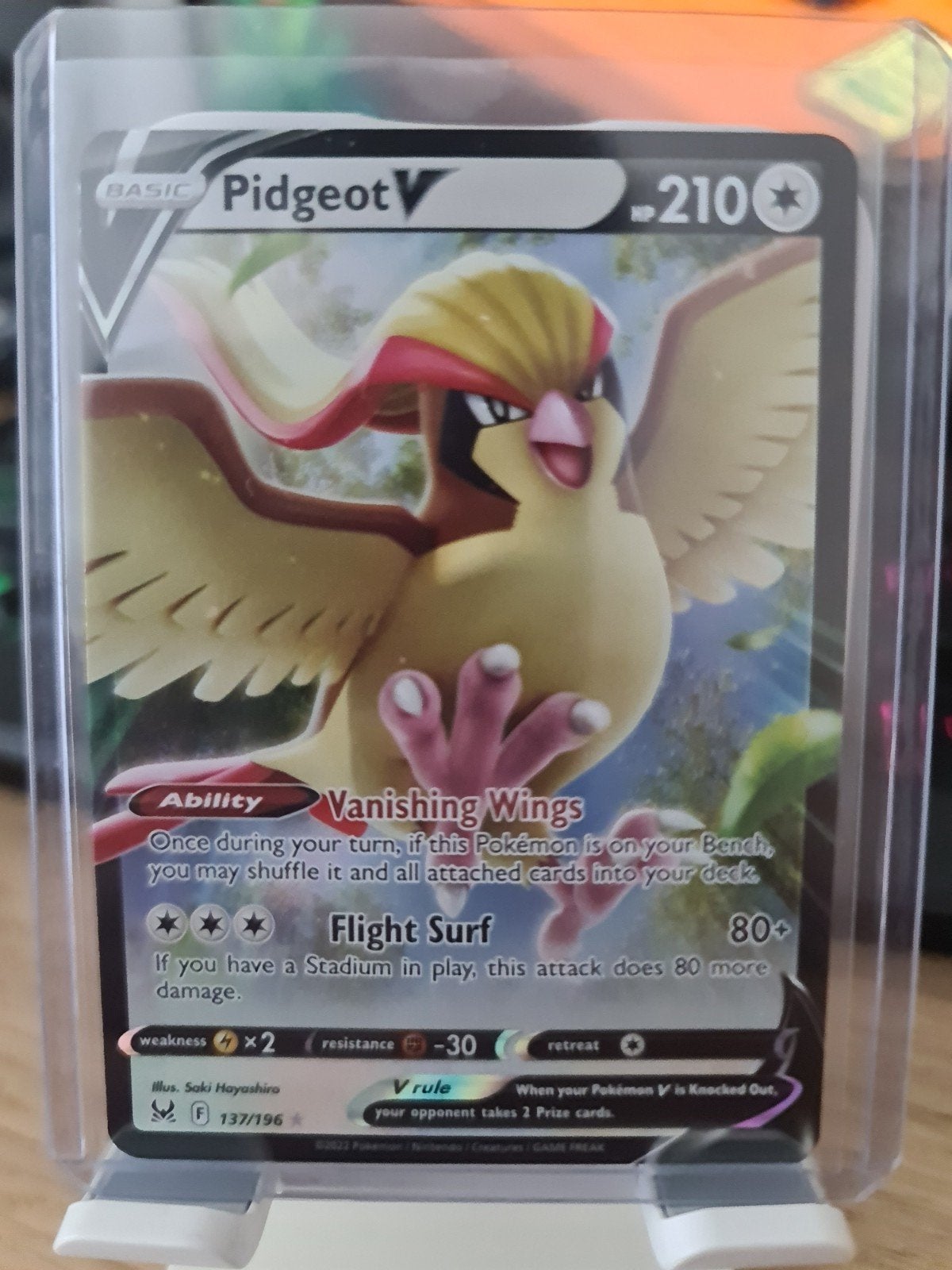 Pidgeot V 137/196 LOR - Pack Fresh NM Pokémon Kaart, Ophalen of Verzenden