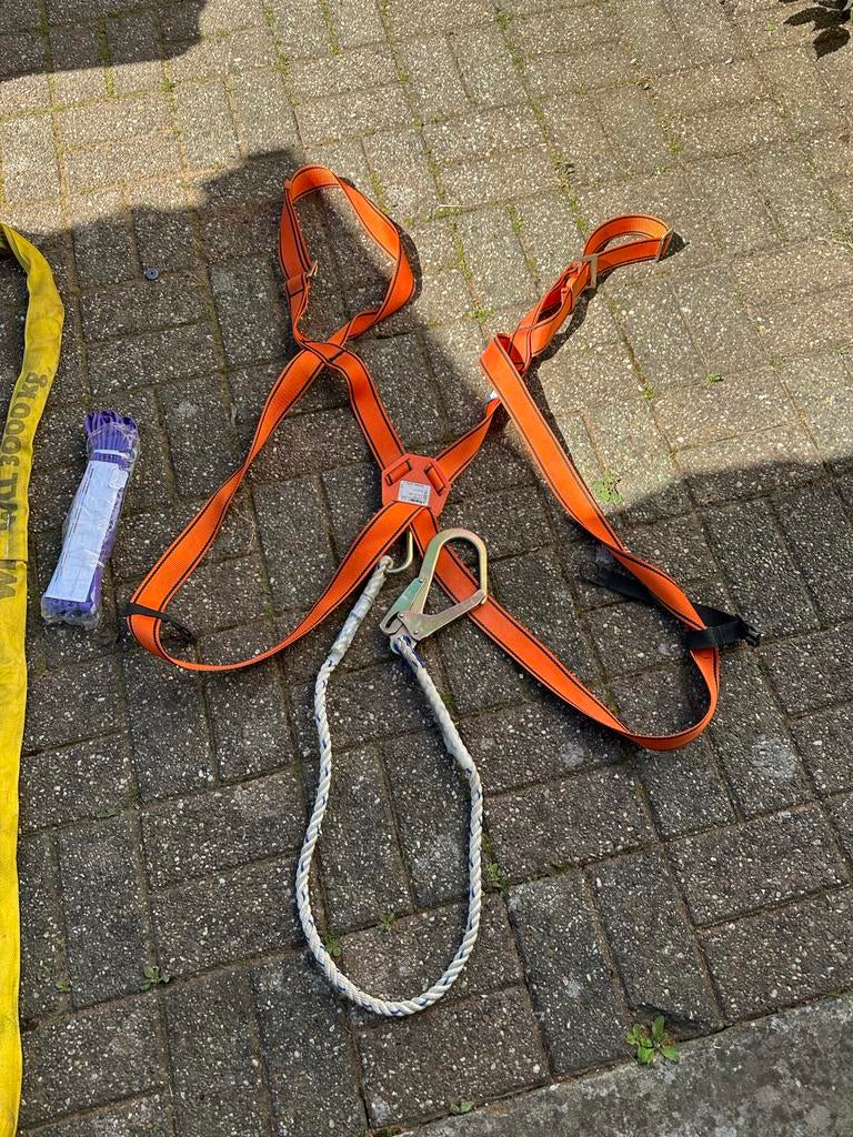 Valharnas met veiligheidslijn en hijsstrop, Ophalen of Verzenden, Gebruikt