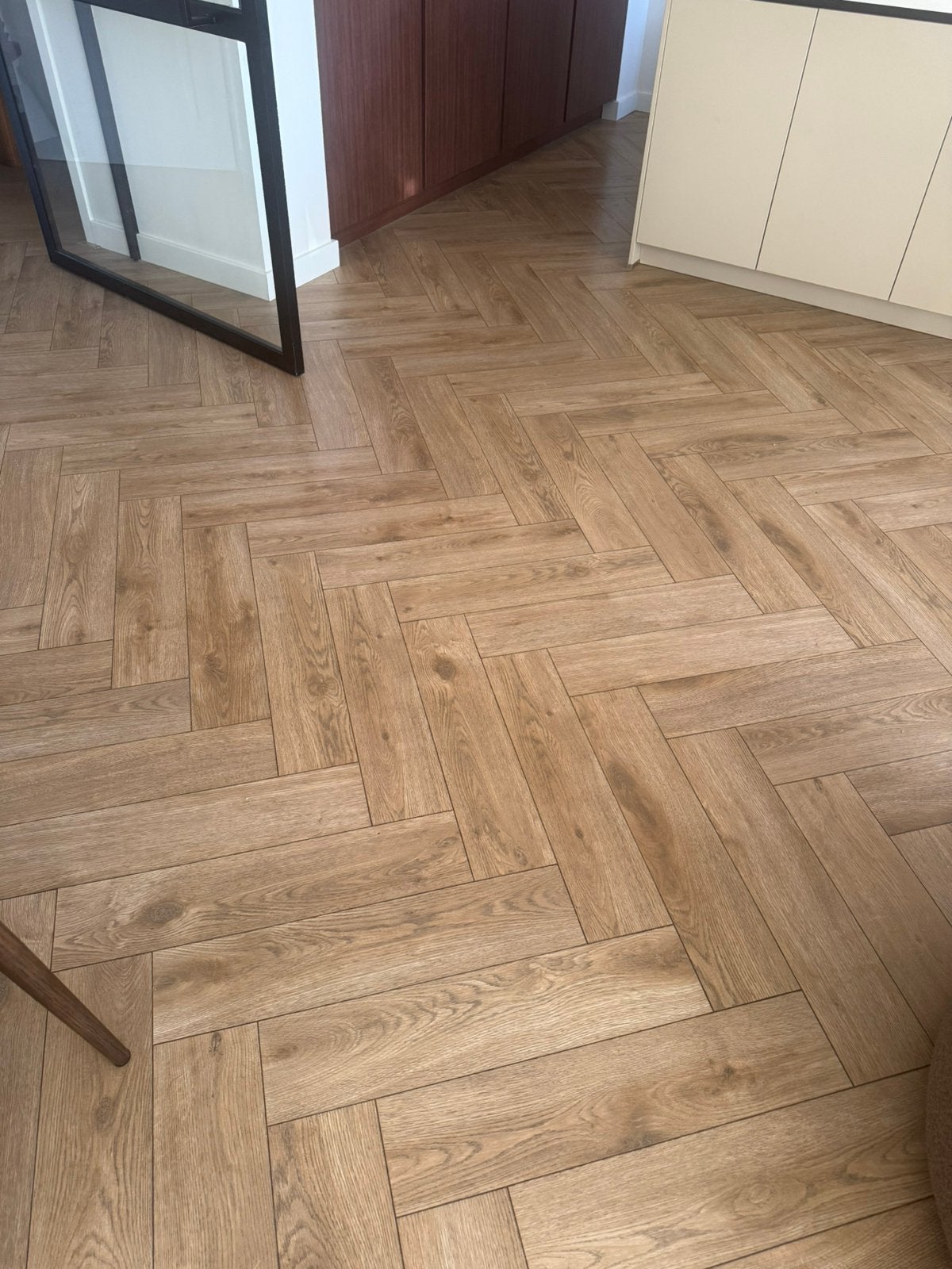 80 m2 visgraat vloer laminaat / bijna gratis, Ophalen, 50 tot 150 cm, Zo goed als nieuw, 10 m² of meer