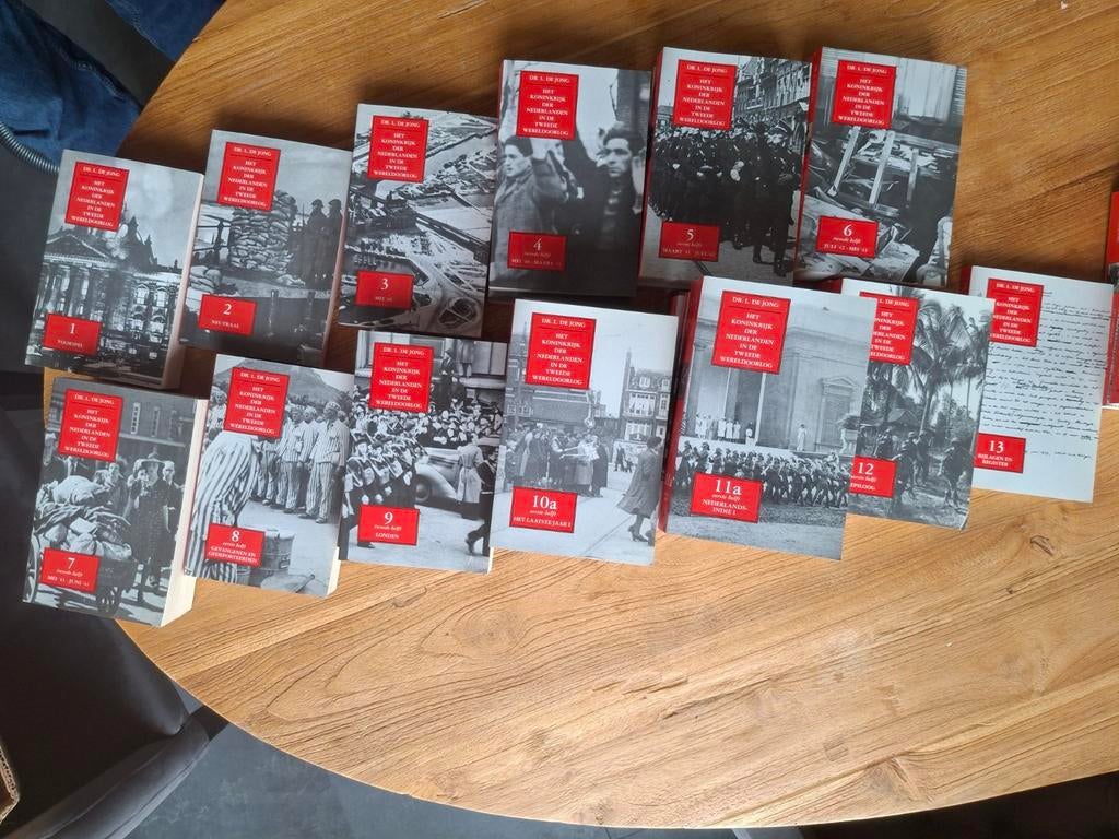 Complete serie van  het koninkrijk der Nederlanden, Ophalen of Verzenden, Tweede Wereldoorlog, Gelezen, Algemeen