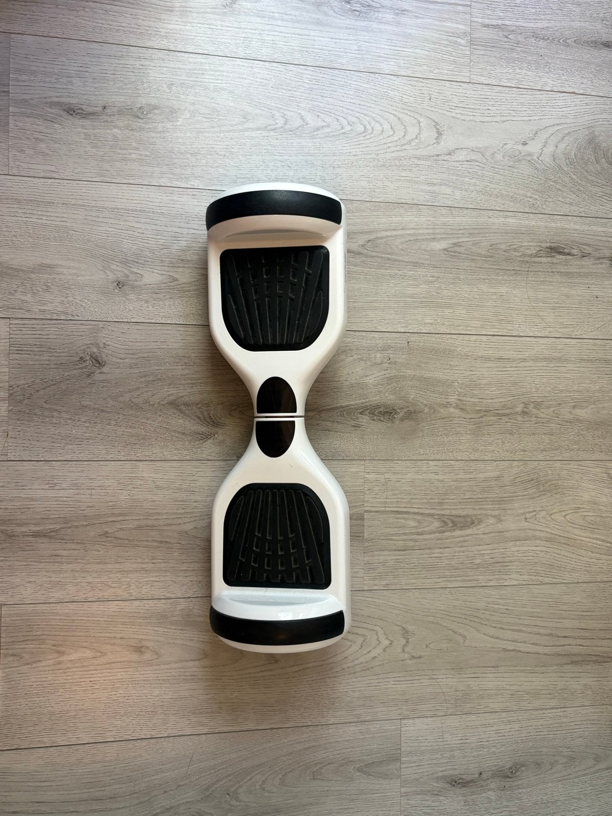 Hoverboard - Zo goed als nieuw, inclusief oplader, Ophalen of Verzenden, Zo goed als nieuw, Overige typen