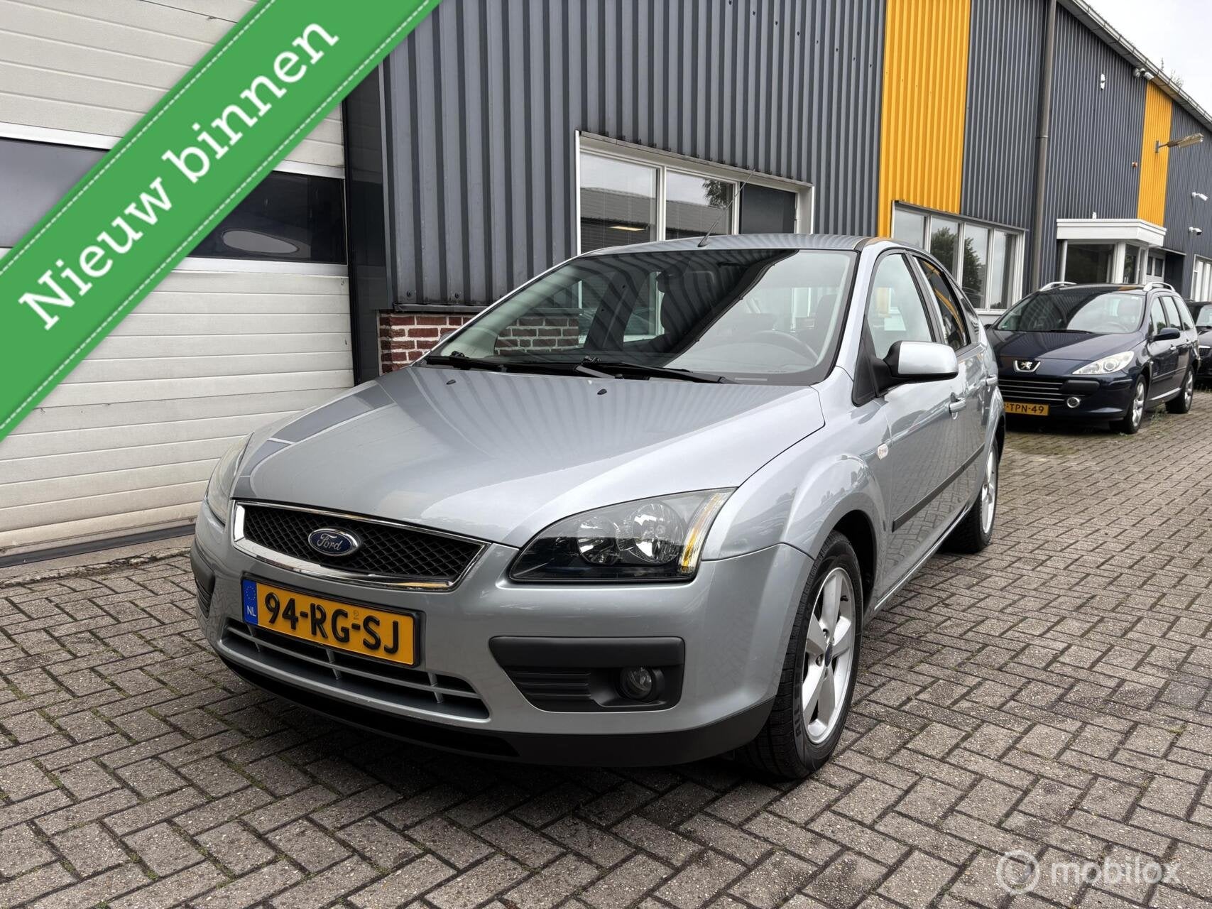 Ford Focus 1.6-16V First Edition TREKHAAK!, Auto's, 1596 cc, Gebruikt, 4 cilinders, 620 kg