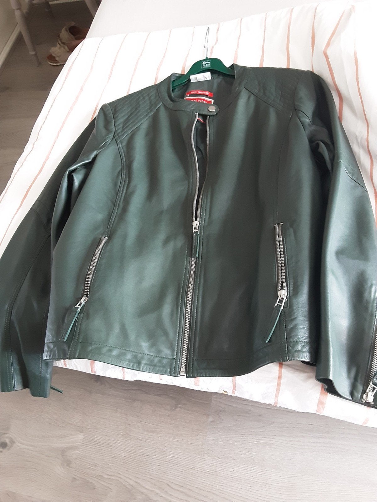 Nieuw donkergroen leren damesjasje Street One mt 44, Kleding | Dames, Nieuw, Ophalen of Verzenden, Groen, Maat 42/44 (L)