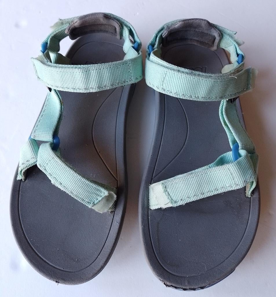 Teva sandalen maat 35, Kinderen en Baby's, Kinderkleding | Schoenen en Sokken, Gebruikt, Meisje, Overige typen, Teva