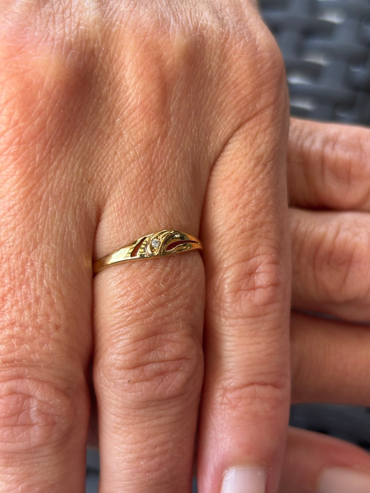Prachtige gouden 14K (585) ring met diamant, Sieraden, Tassen en Uiterlijk, Ringen, 18 tot 19, Ophalen of Verzenden, Zo goed als nieuw