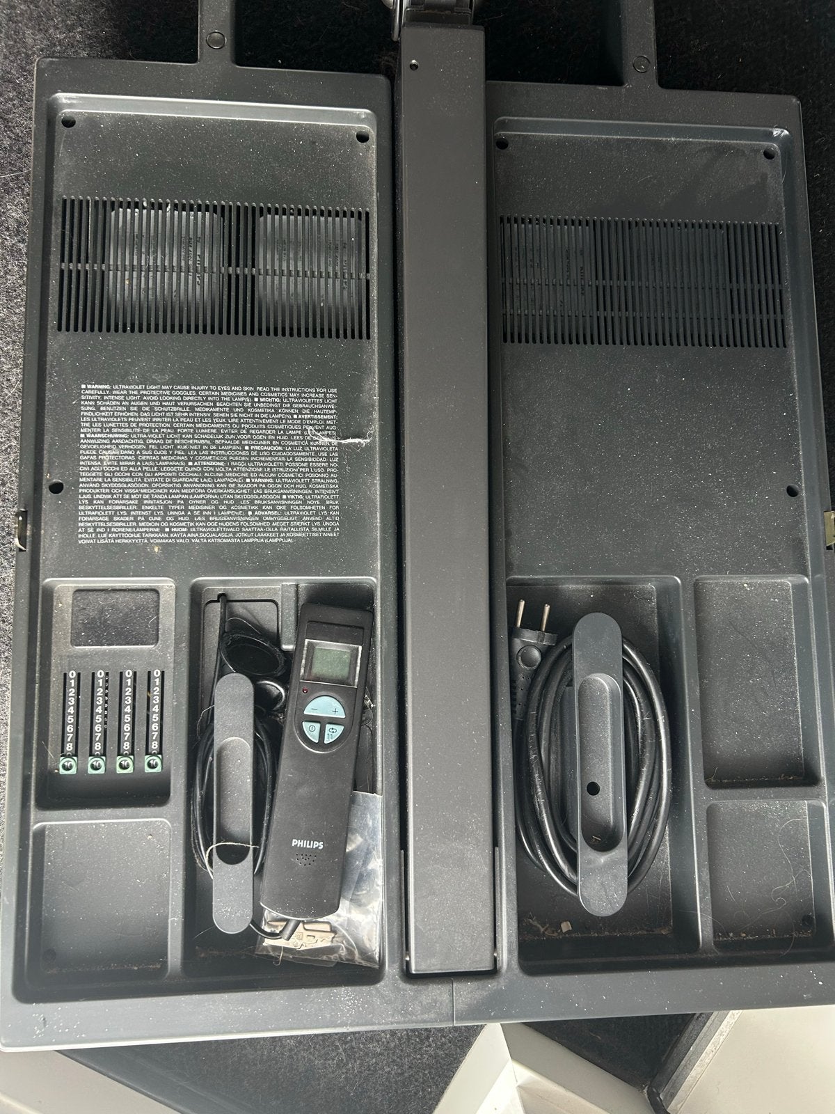 Philips HP 3701 Zonnebank - 4 werkende lampen, Witgoed en Apparatuur, Zonnebanken en Gezichtsbruiners, Ophalen, Gebruikt, Zonnebank dubbelzijdig