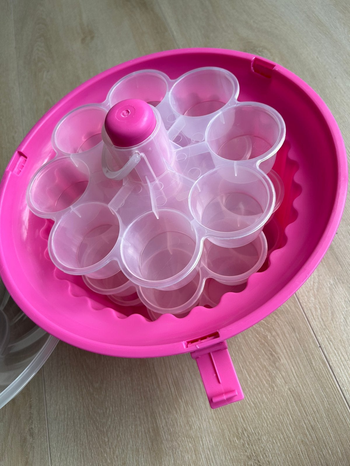 Roze cupcake, taart houder, leuk voor feestjes of picknick, Ophalen of Verzenden, Zo goed als nieuw, Cupcakes, Versiering