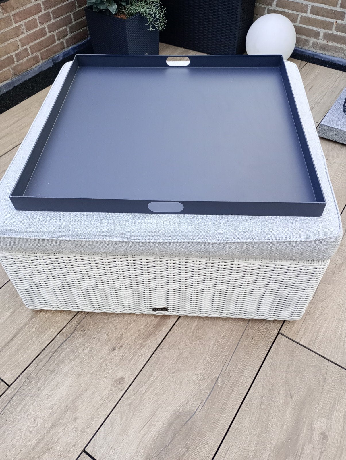 Intenso Hocker met Kees Smit Dienblad en Kussen, Tuin en Terras, Ophalen, Gebruikt