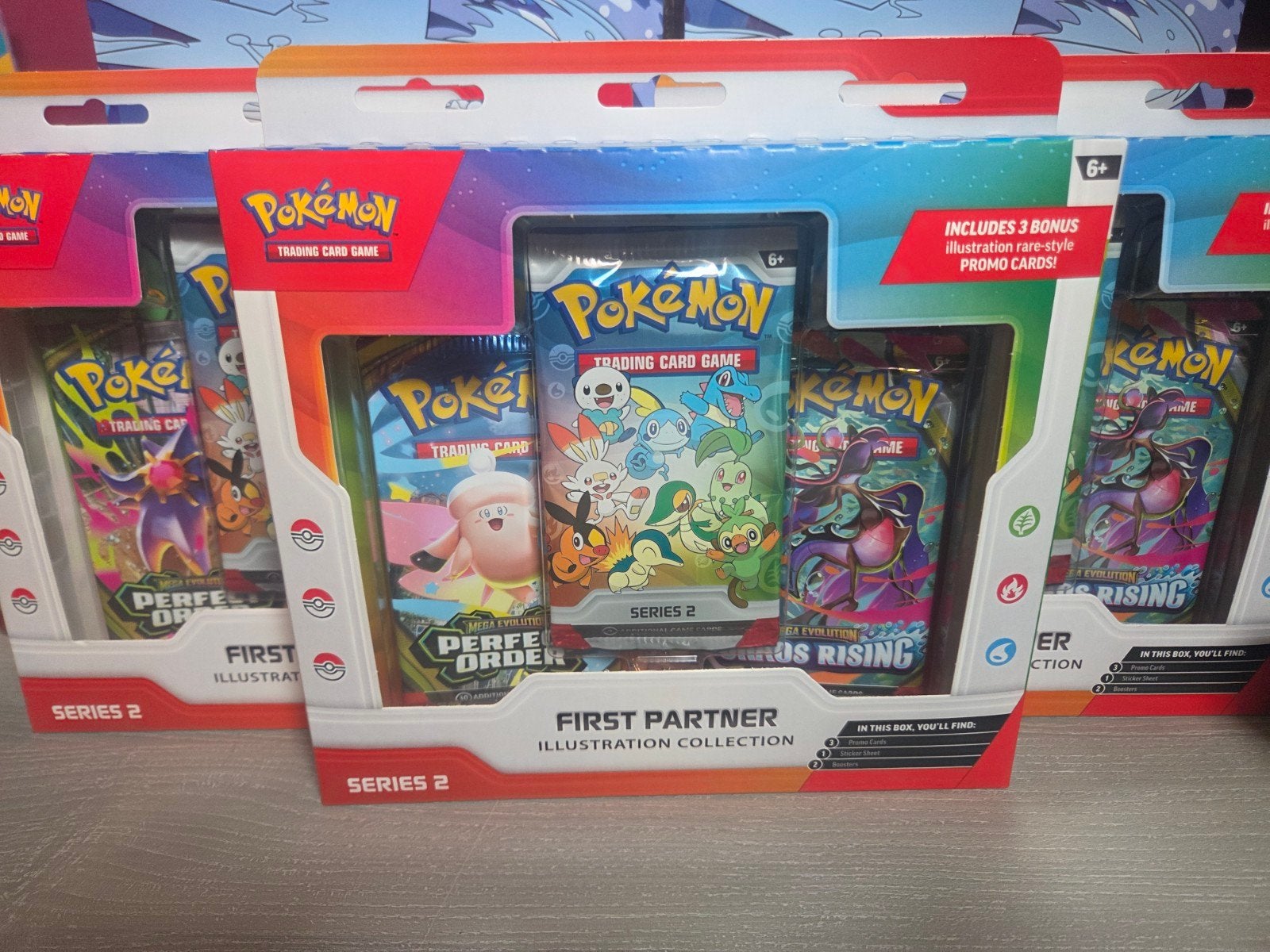 3 dichte Pokémon First Partner Series 2 boxen, Ophalen of Verzenden