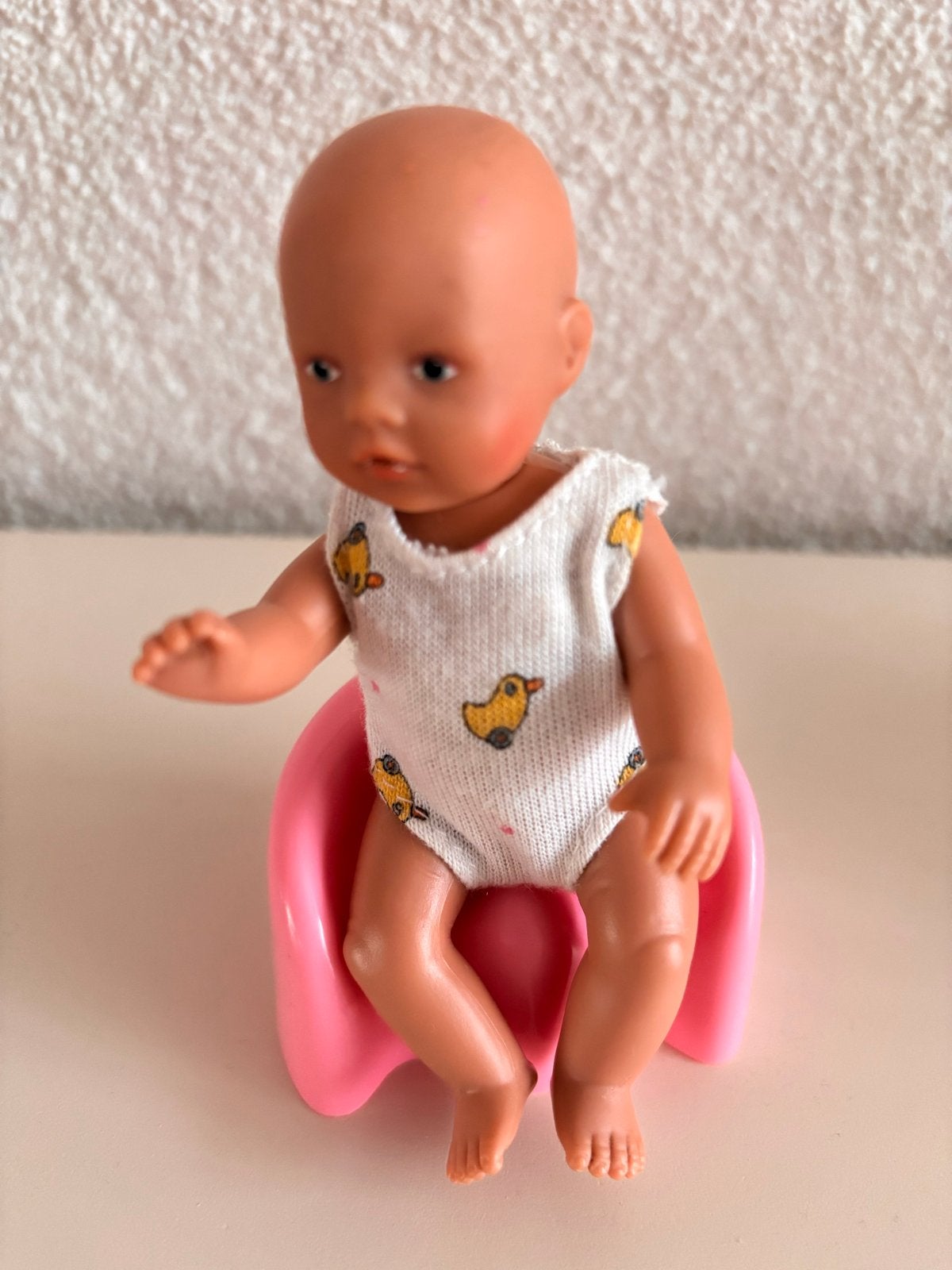 Mini Baby Born pop op potje, Kinderen en Baby's, Ophalen of Verzenden, Gebruikt, Babypop