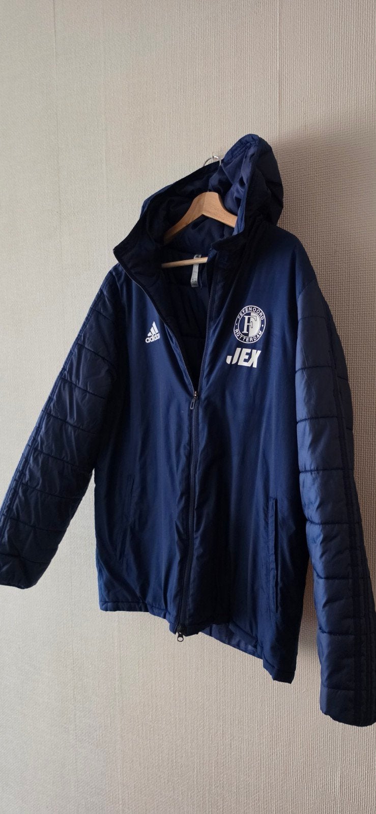 Adidas Feyenoord Winterjas Maat L, Maat 52/54 (L), Blauw, Ophalen of Verzenden, Zo goed als nieuw