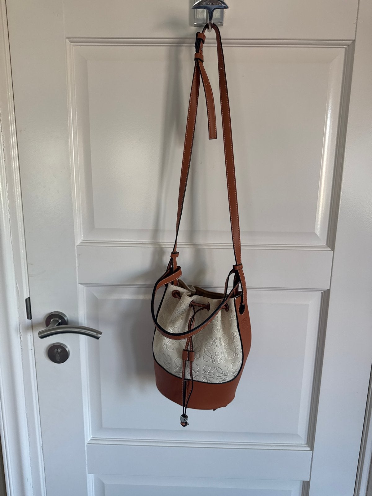 Leuk tasje look like Loewe, Verzenden, Zo goed als nieuw, Beige, Schoudertasje