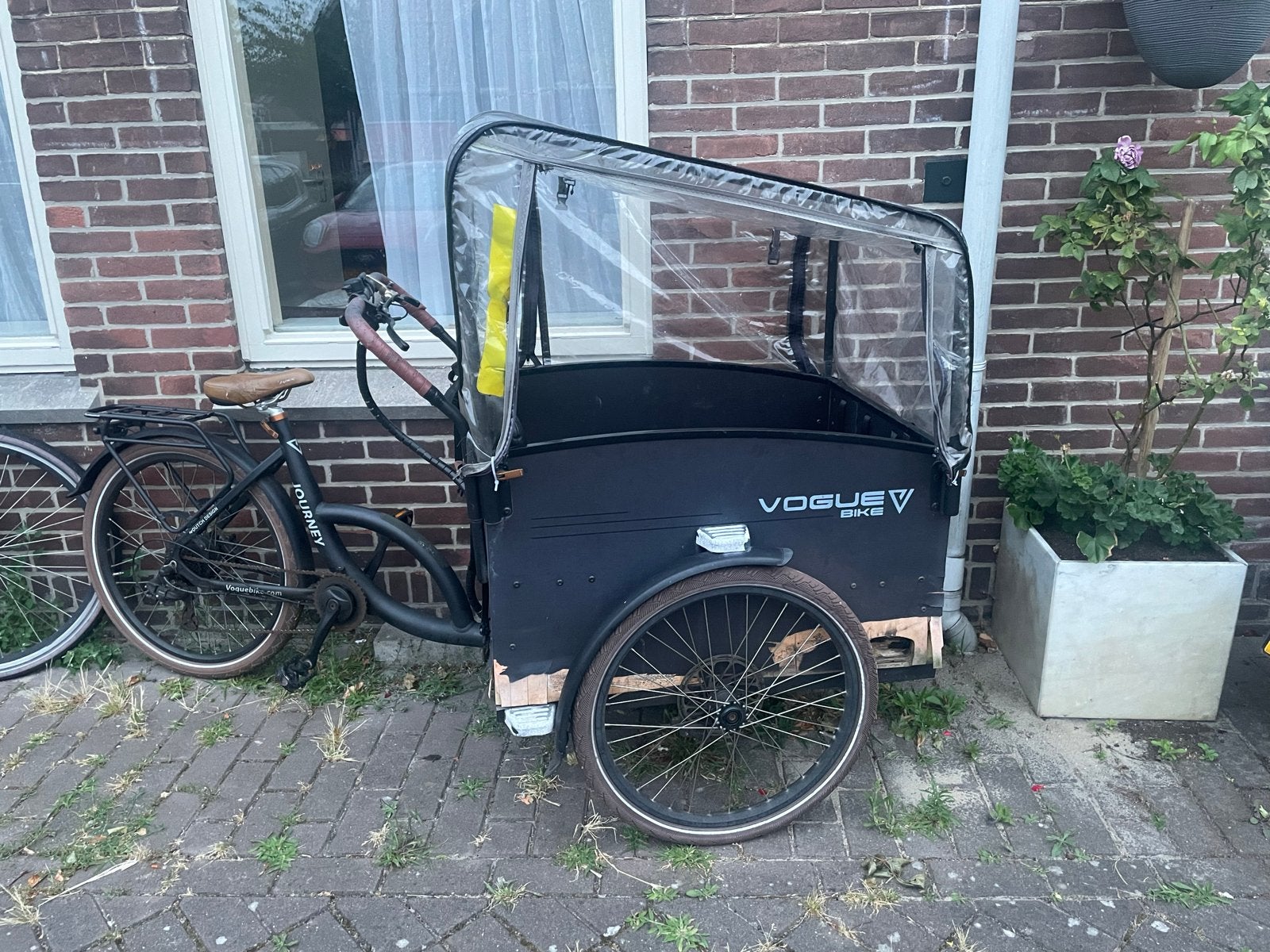 Defecte Vogue Journey bakfiets, Fietsen en Brommers, Fietsen | Bakfietsen, Gebruikt, Huif, 2 kinderen, Trommelrem
