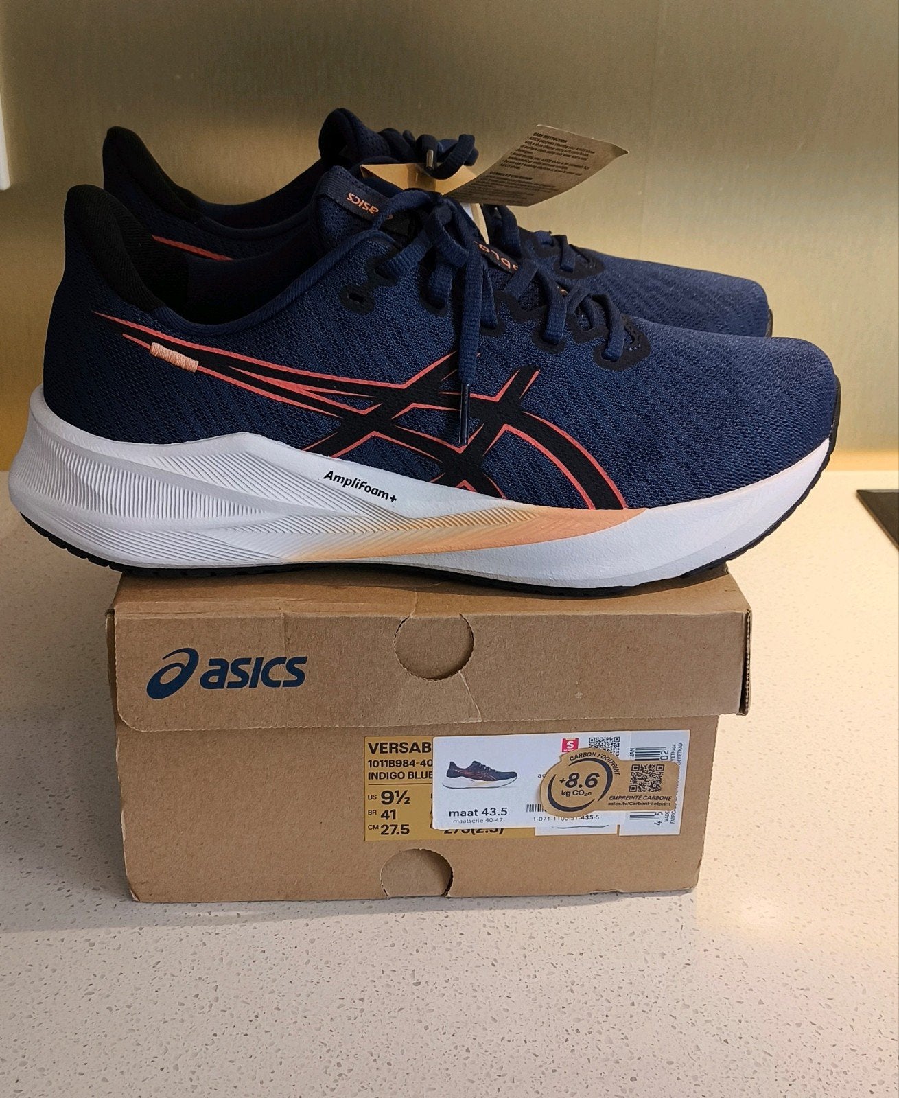 Asics versablast 4, Ophalen of Verzenden, Nieuw