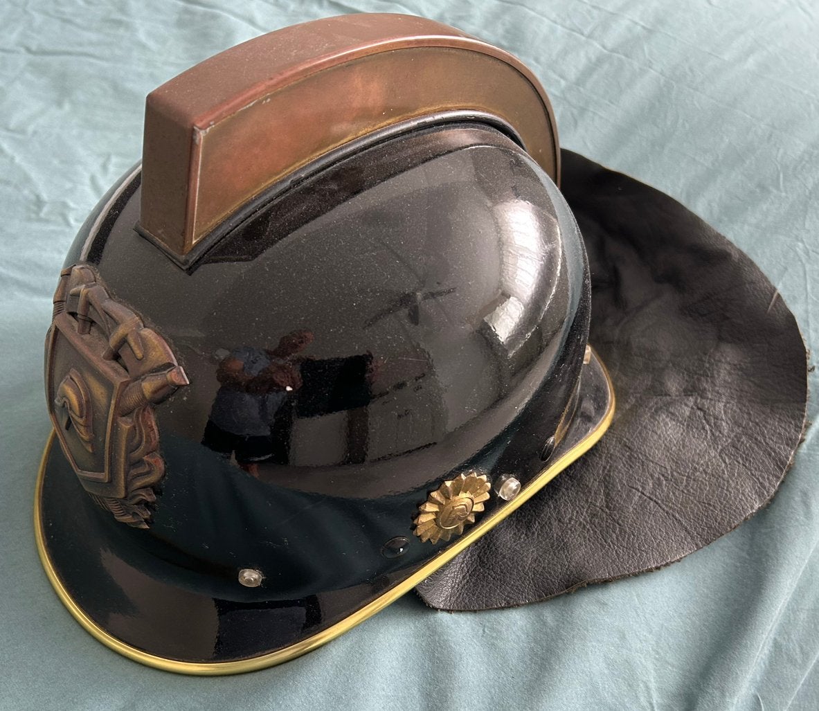 Oude brandweerhelm, Ophalen, Gebruikt