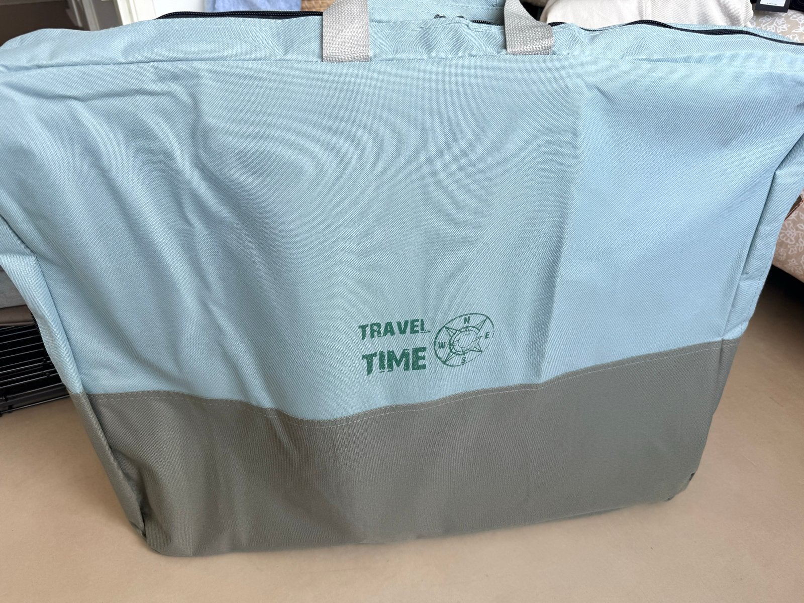 Beeztees Travel Time Bench 70x52x52 - never used, Ophalen, Nieuw