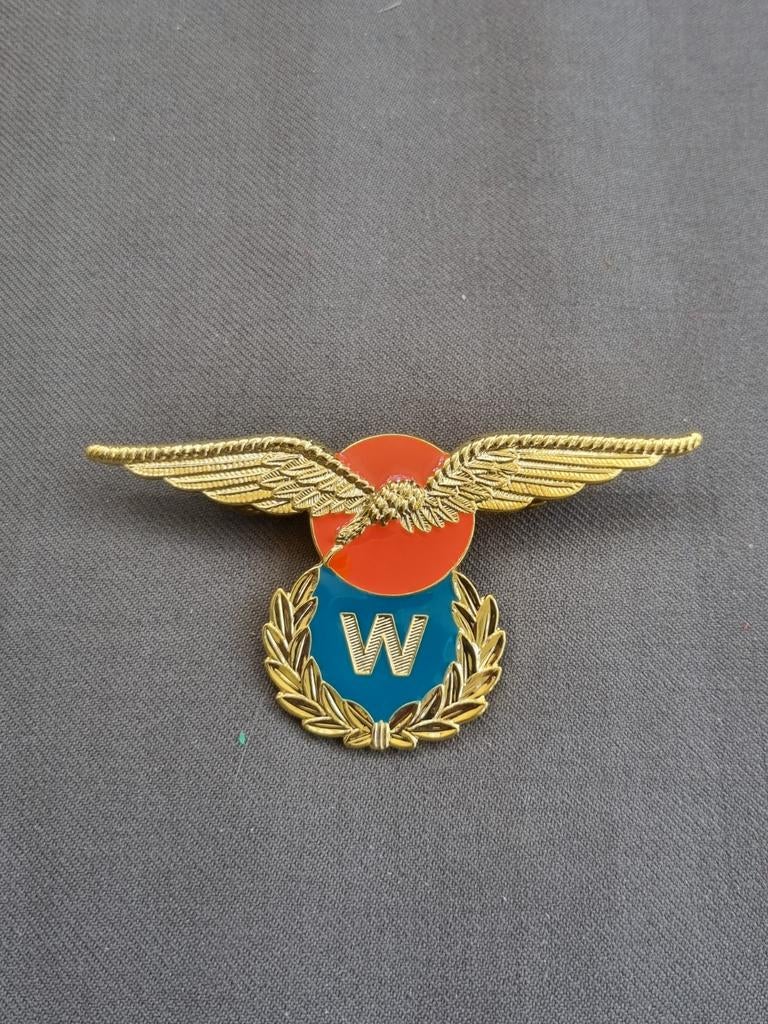 Metalen Wing KLU   Vlieger/ Waarnemer, Verzamelen, Ophalen of Verzenden, Luchtmacht, Nederland, Embleem of Badge