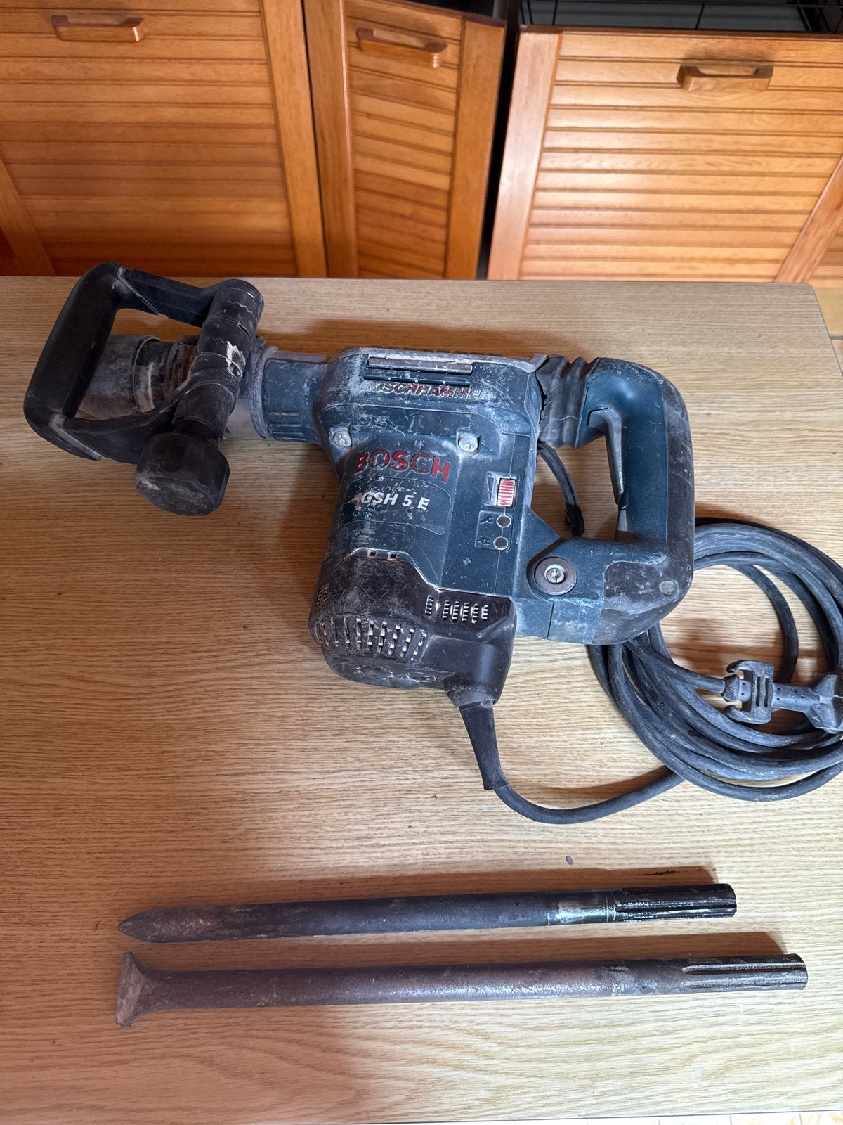 Bosch GSH 5 E Breekhamer met 2 beitels, Doe-het-zelf en Verbouw, Gereedschap | Handgereedschap, Ophalen, Gebruikt, Overige typen