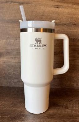 Stanley cup 1913 Quencher 40oz creme cream, Sport en Fitness, Bidons, Ophalen, Zo goed als nieuw