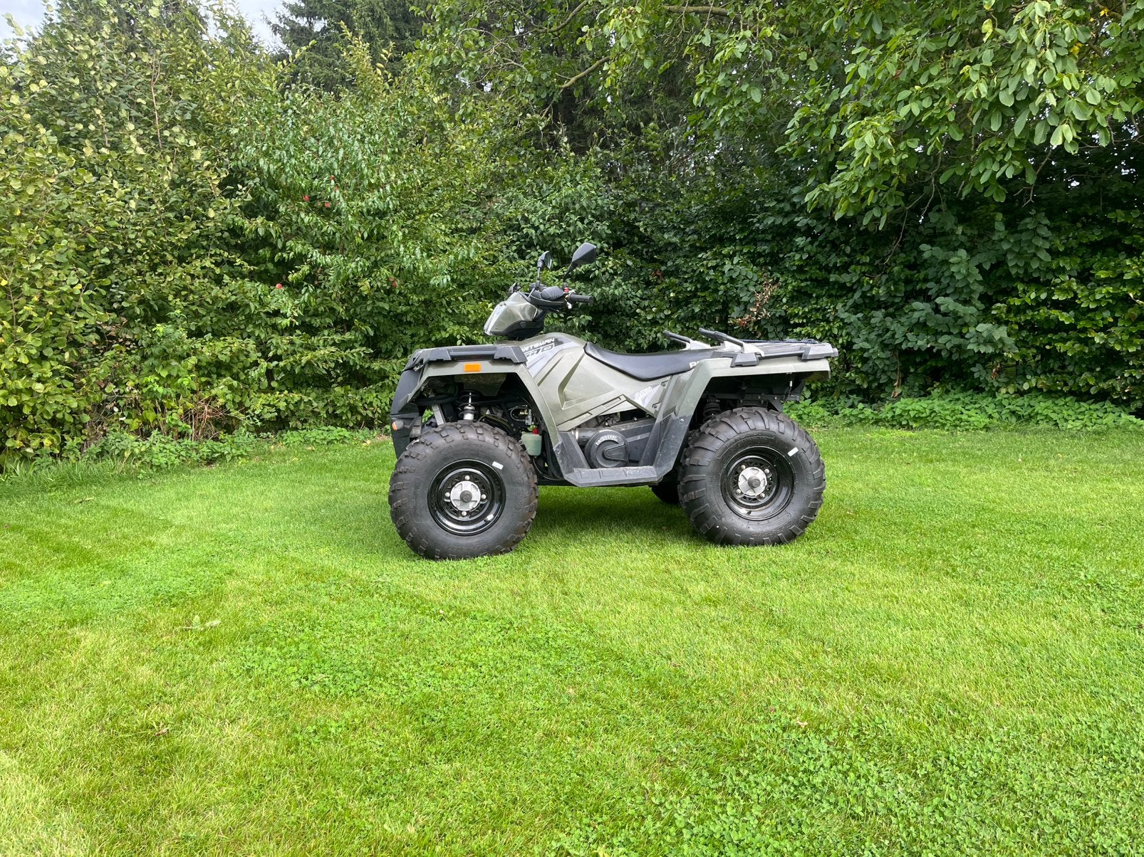 Polaris Sportsman 570 quad 4x4
