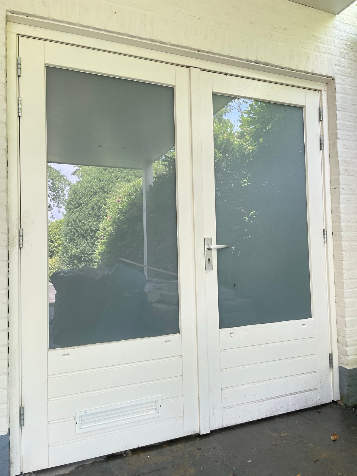 Hardhouten kozijn met dubbelglas en veiligheidsbeslag, Doe-het-zelf en Verbouw, Kozijnen en Schuifpuien, Ophalen, Gebruikt, Deurkozijn