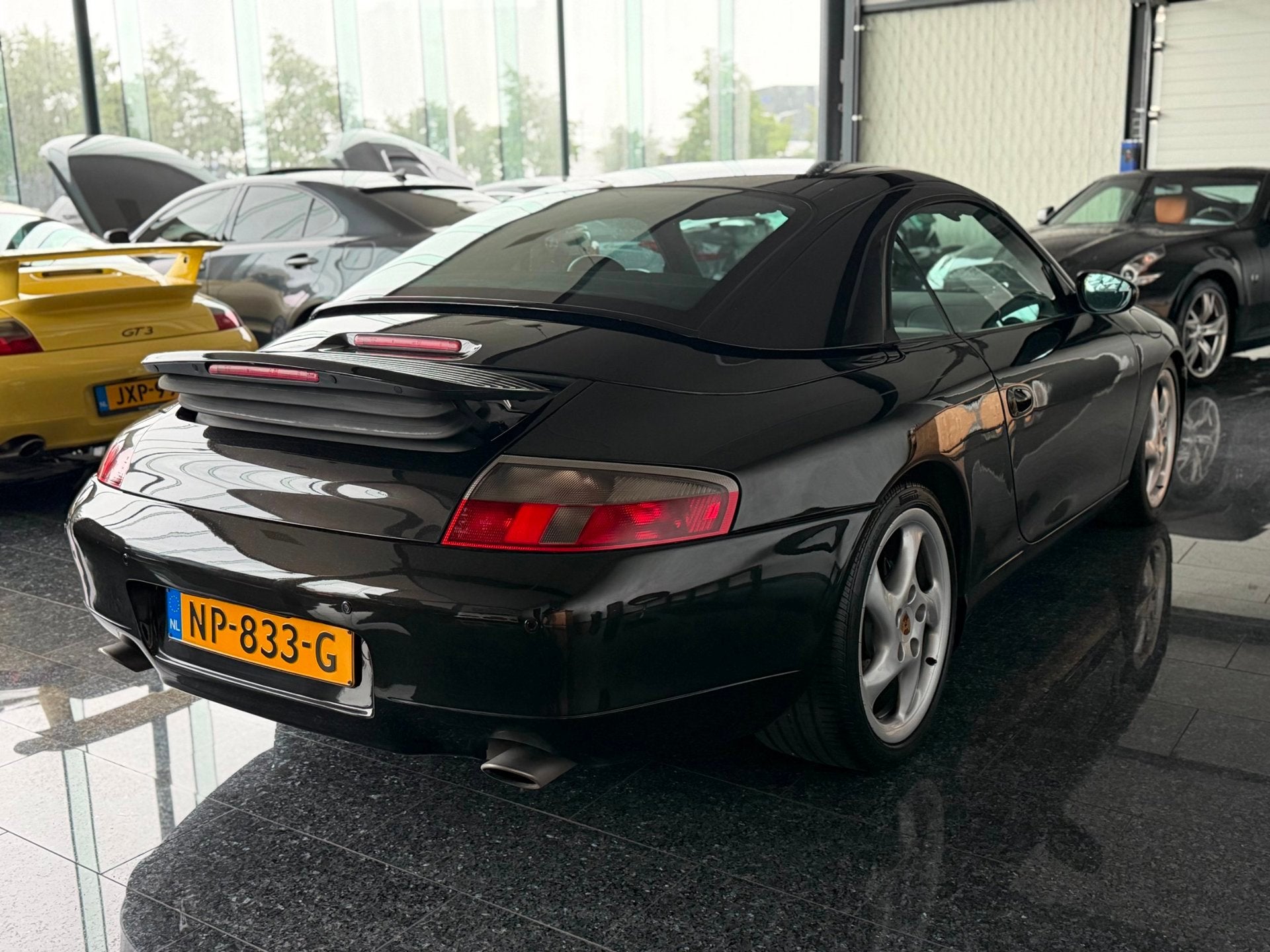 Porsche 911 Cabrio 3.4 Carrera 1999 Handgeschakeld Top staat, Euro 2, Dealer onderhouden, Achterwielaandrijving, Gebruikt
