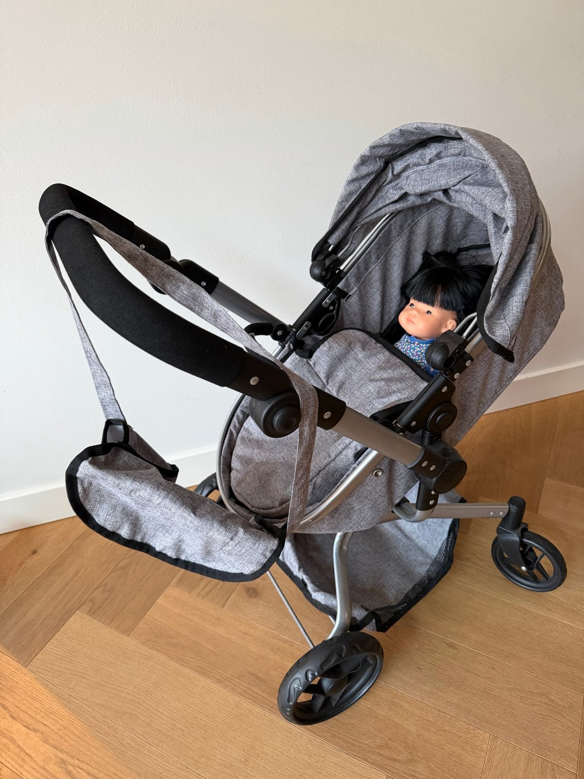 Bandits and Angels Poppenwagen 2 in 1 Grijs, Kinderen en Baby's, Speelgoed | Poppen, Ophalen, Zo goed als nieuw, Babypop