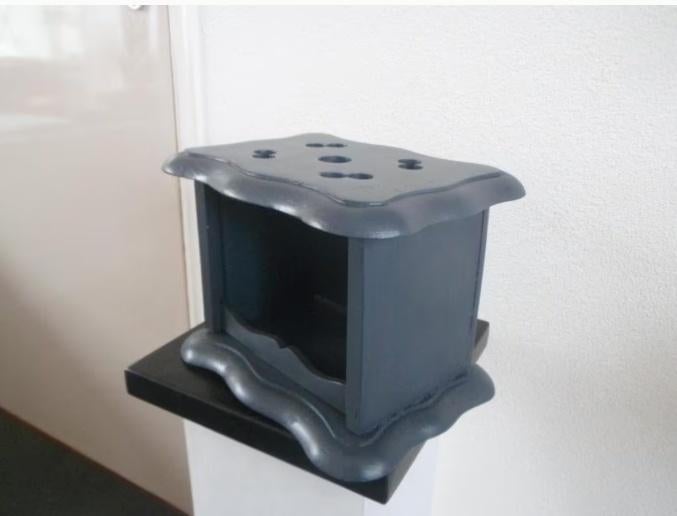 Houten stoof voetenstoof grijs antraciet krukje bijzettafel, Huis en Inrichting, Ophalen of Verzenden, Gebruikt, Zwart, Klassiek