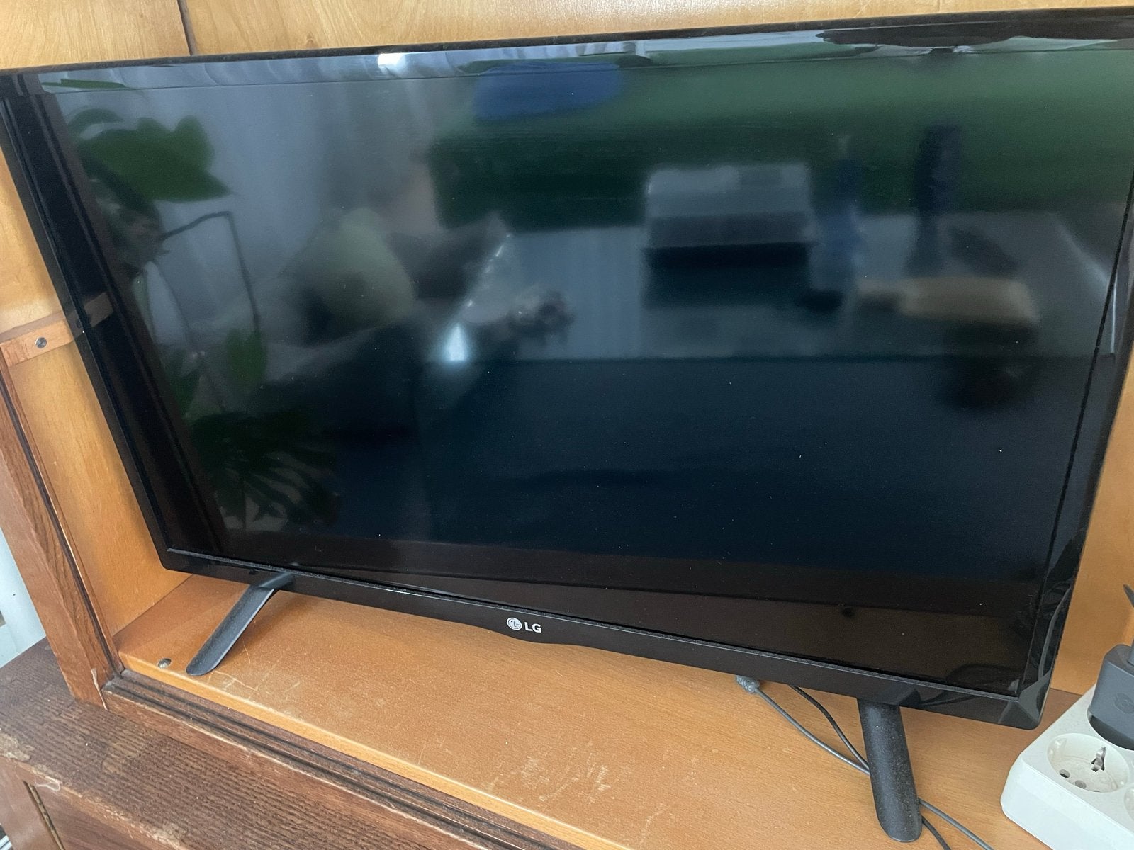 LG 28MT47 kleine tv, ideaal met Chromecast, Ophalen, 50 Hz, HD Ready (720p), LG