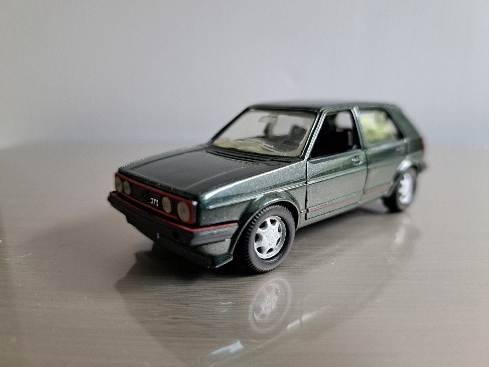 Volkswagen Golf II GTI, schabak 1008, 1:43, Hobby en Vrije tijd, Modelauto's | 1:43, Ophalen of Verzenden, Nieuw, Auto, Overige merken