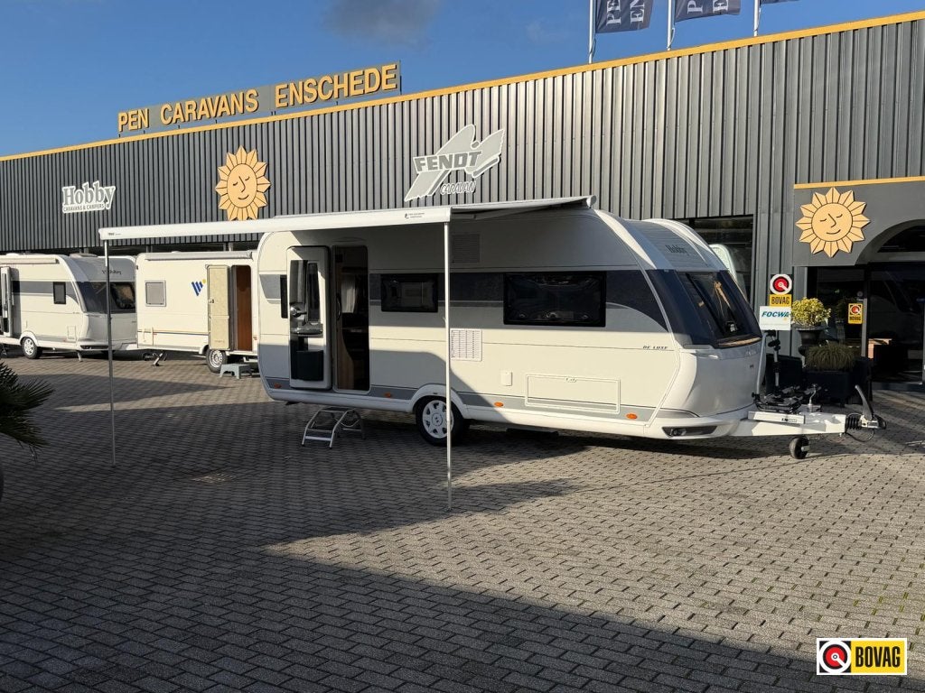 Hobby De Luxe 495 UL Met Thule luifel, Fietsenrek, Rondzit, Hobby, Bedrijf