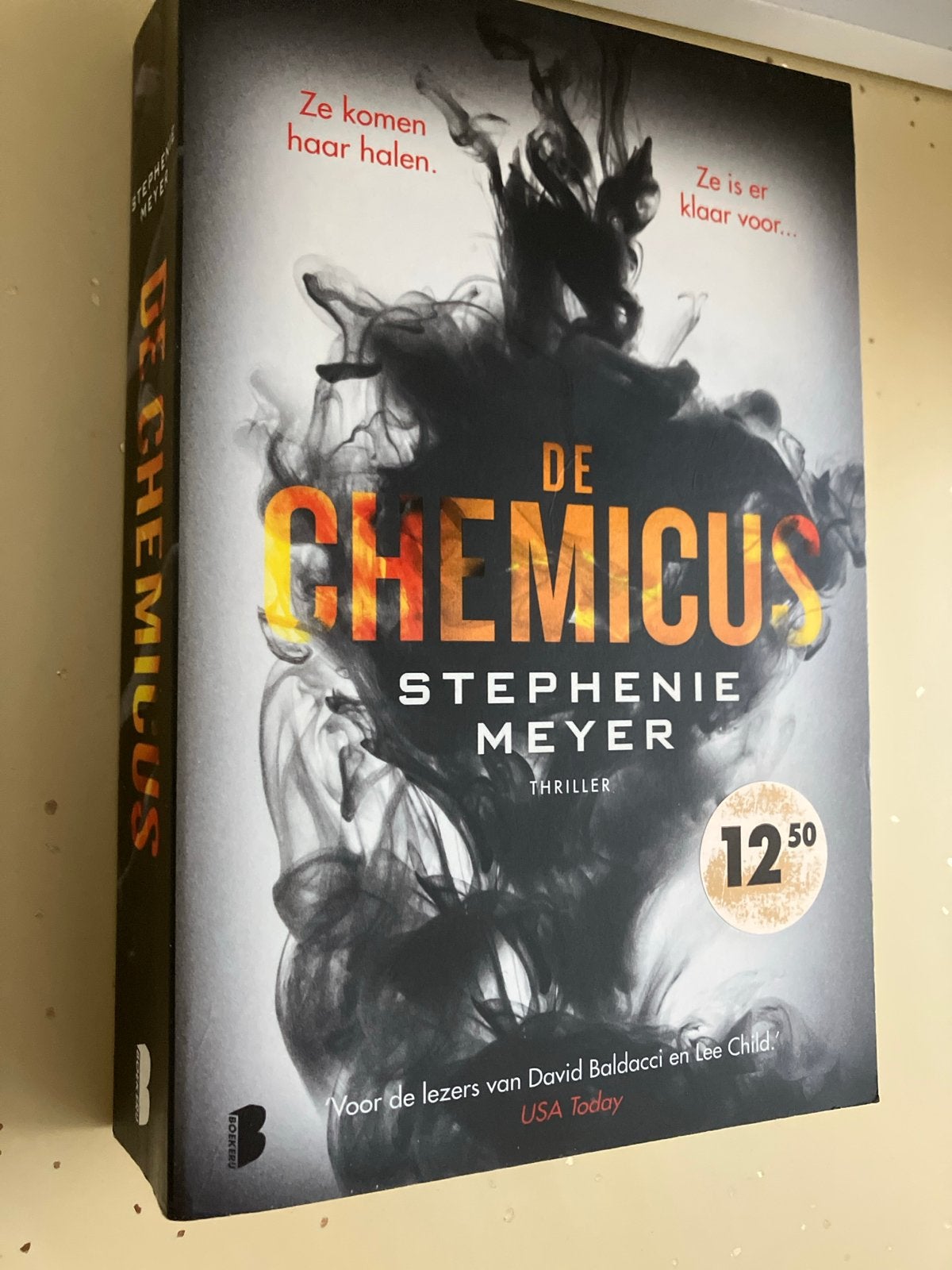 De Chemicus - Stephenie Meyer Thriller, Ophalen of Verzenden, Zo goed als nieuw, Nederland